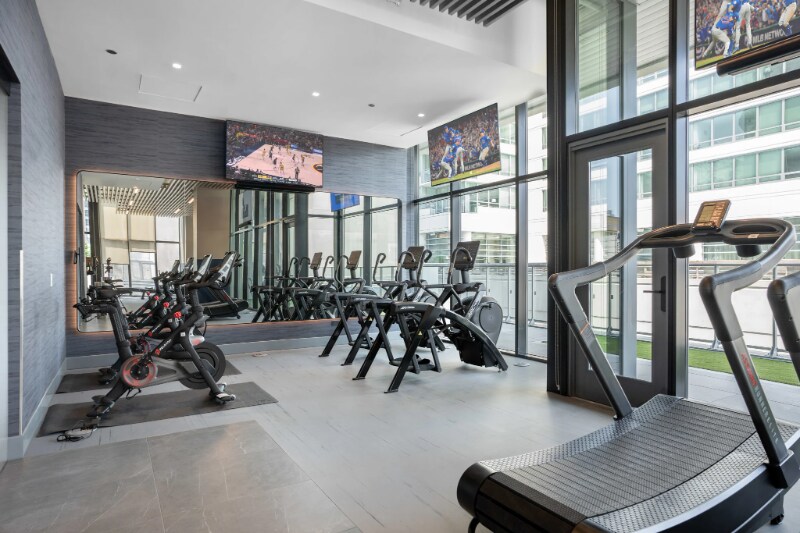 Building Photo - 212 W Wayman St