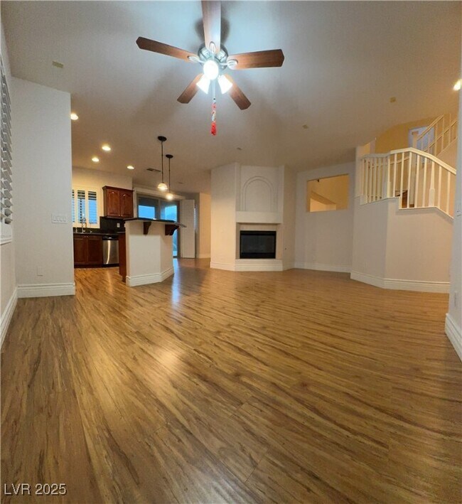 Building Photo - 117 Tall Ruff Dr