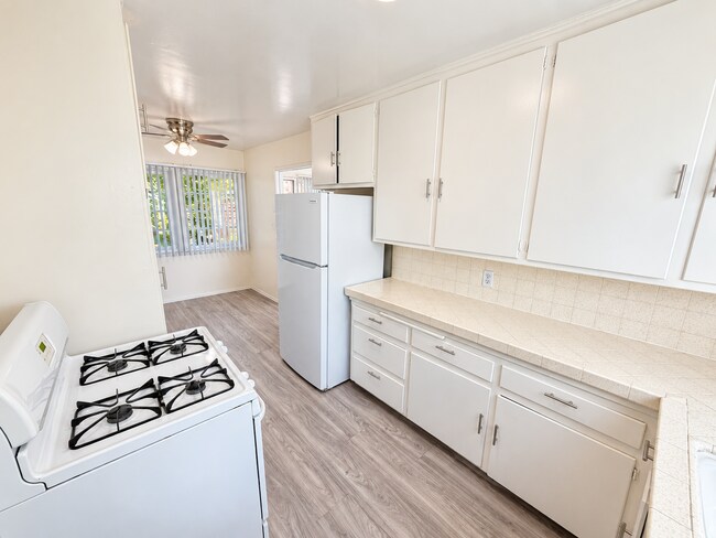 Interior Photo - Hazeltine 4509