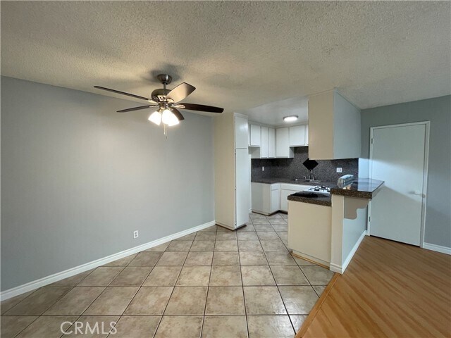 Building Photo - 13717 Chadron Ave