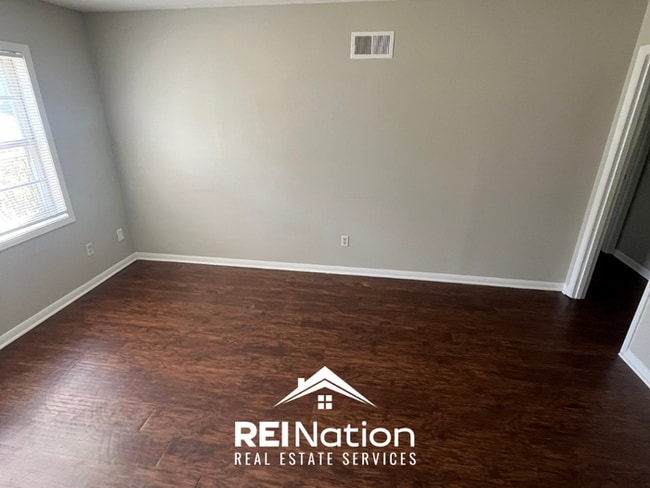 Building Photo - INCREDIBLE VALUE! 3BR/1.5BA Memphis Home | Brick Fireplace | Fenced Yard!