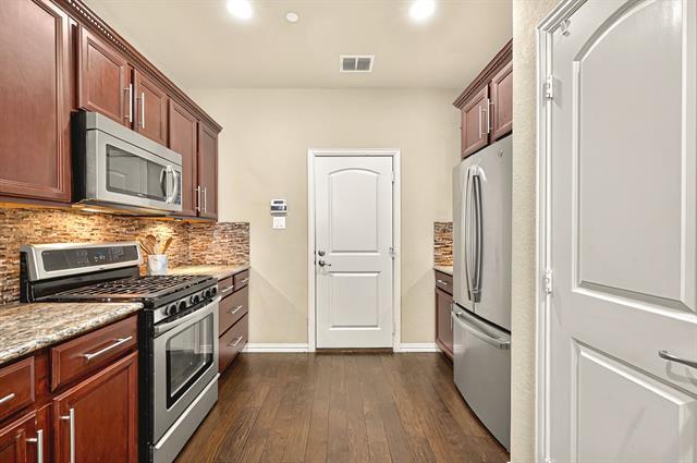 Building Photo - 415 Teague Dr