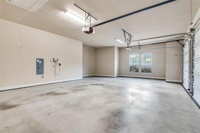 Building Photo - 715 Cornell Dr