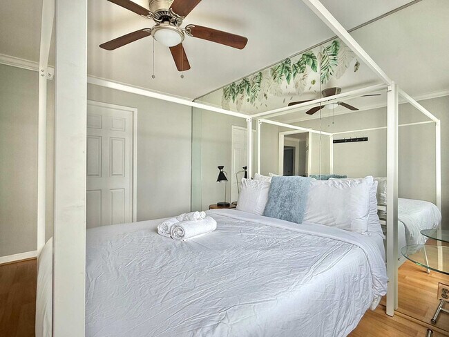 Building Photo - 215 Piedmont Ave NE