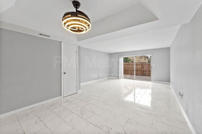 Building Photo - 7616 La Mesita Ct