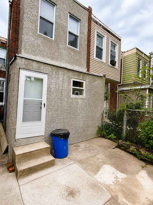 Building Photo - 42 N 53rd St