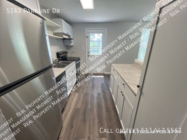 Building Photo - 5143 Parkline Dr