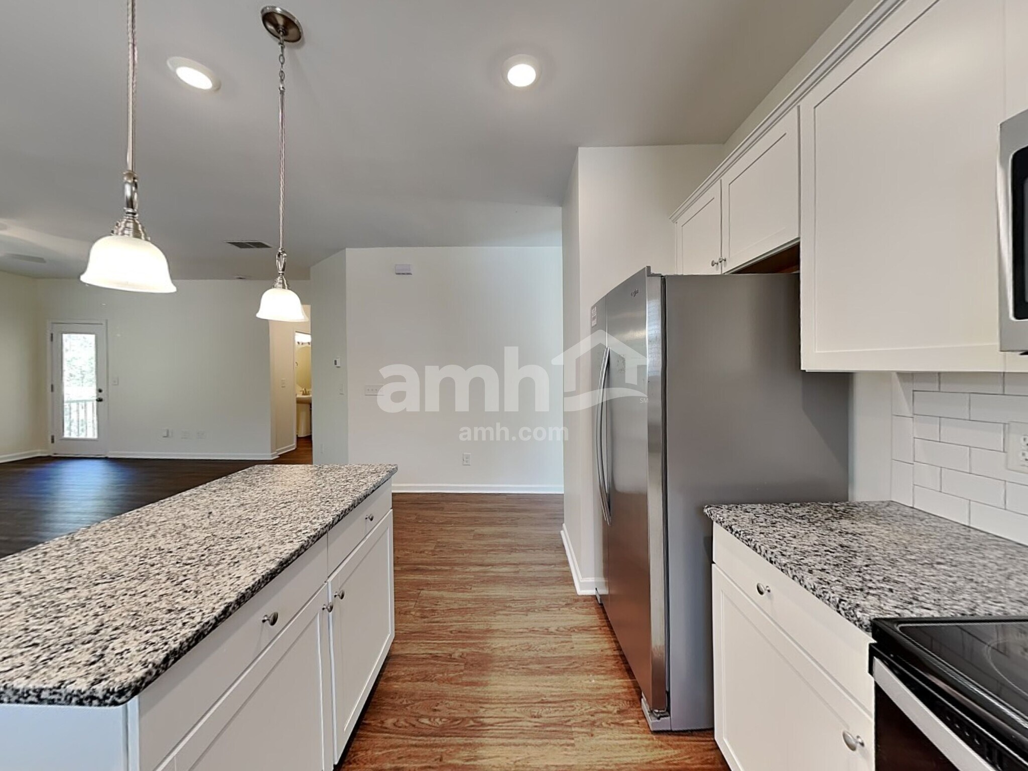 Building Photo - 168 Landsdown Xing