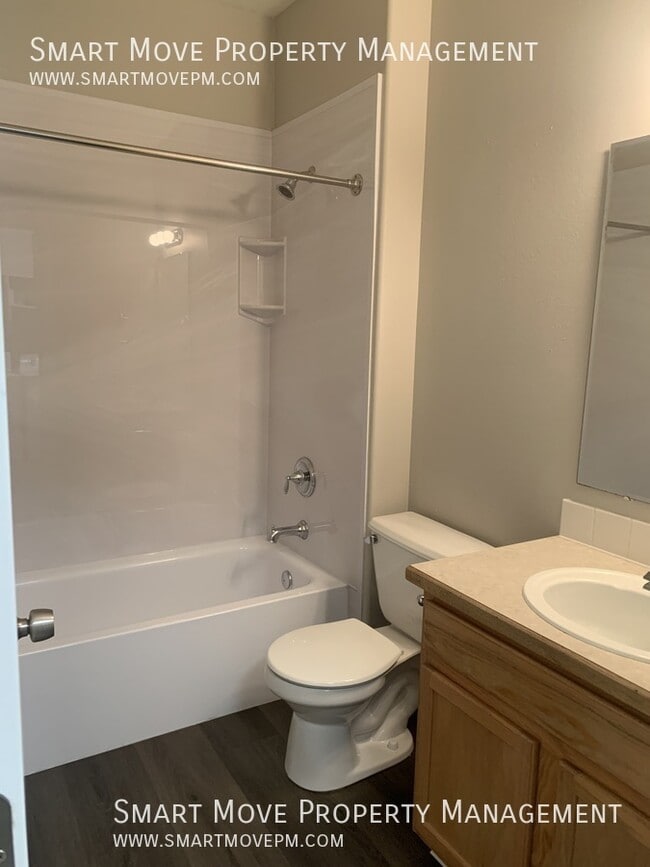 Building Photo - 6094 S Teak Way