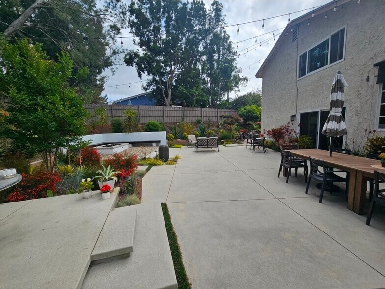 Building Photo - 446 Phlox Ct