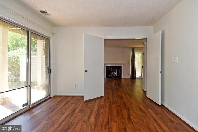 Building Photo - 3152 Covewood Ct