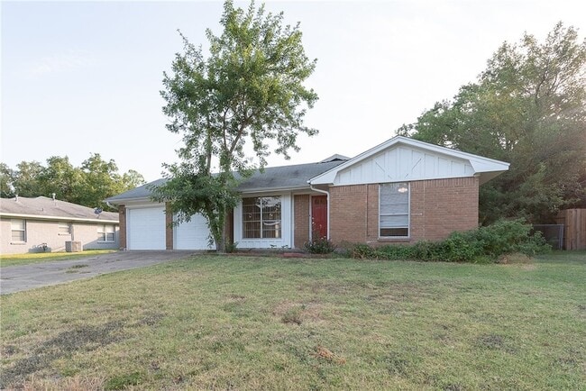 Building Photo - 2317 Carter Creek Pkwy