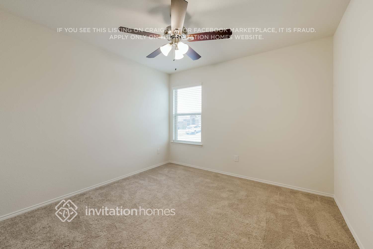 Building Photo - 400 Pollyann Trl