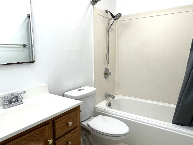 Building Photo - 3 Bedroom, 2 Bath Home In Aurora Hills, Updated Flooring And Huge Backyard