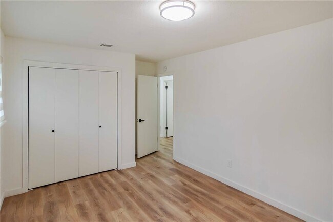 Building Photo - 11219 Slippery Elm Trail