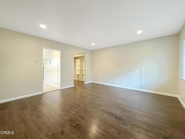 Building Photo - 595 N Los Robles Ave