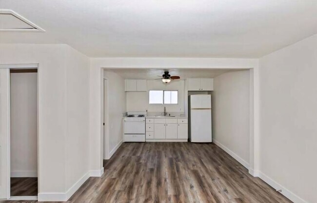 Building Photo - 4508 Edgewood Pl