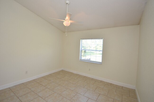 Building Photo - 42 Coral Reef Ct N