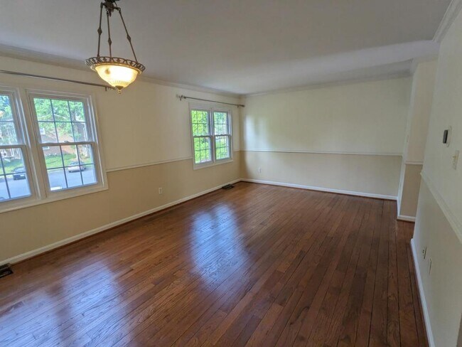 Building Photo - 7479 Zanuck Ct