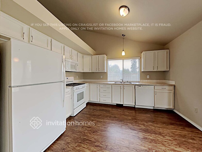 Building Photo - 7501 208th St Ct E