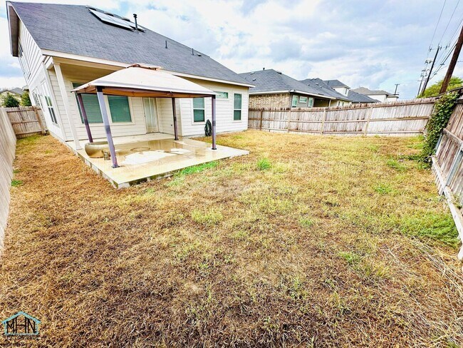 Building Photo - 14906 Palmer Crk