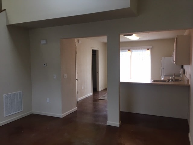 Building Photo - 5208 Loft Dr