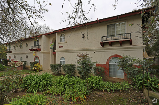 Primary Photo - Governor's Plaza Apartments