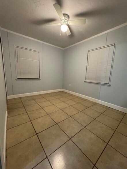 Building Photo - 1108 29th St NW