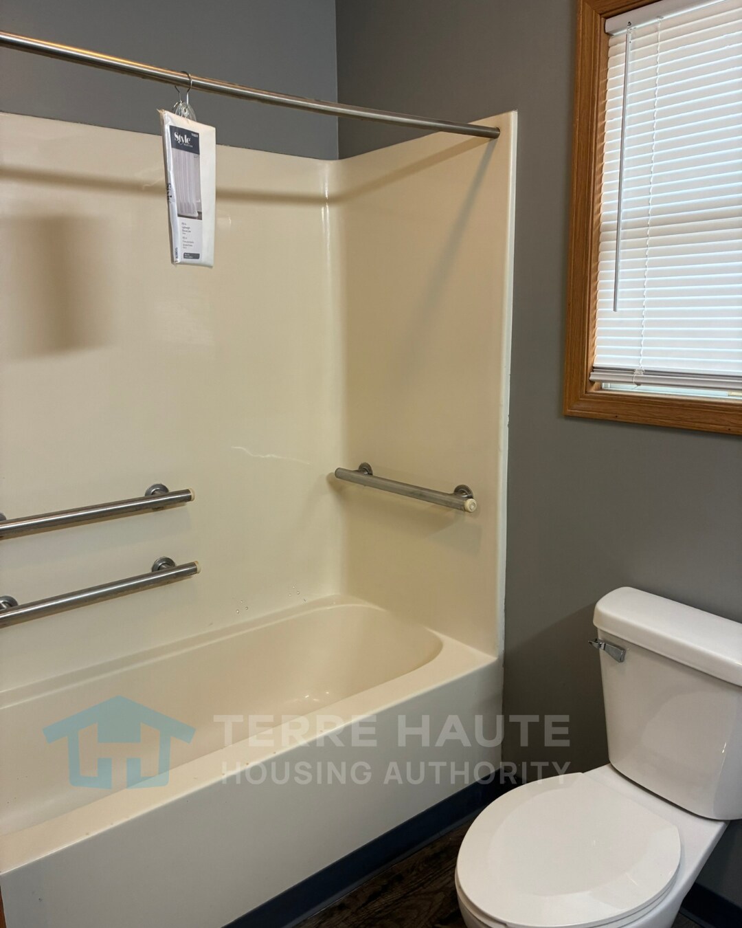 Bathroom 2 View 3 - 1919 Tippecanoe St