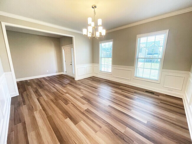 Building Photo - Gorgeous Newer Construction Home!