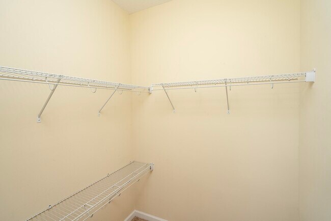 Building Photo - 494 Aventurine Ave