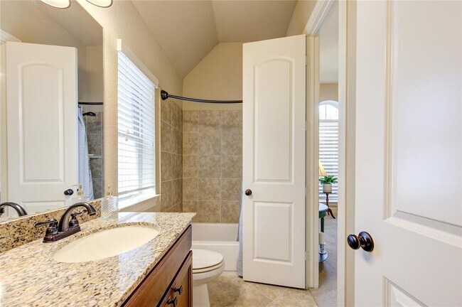 Building Photo - 27718 Lakeway Trail Ln