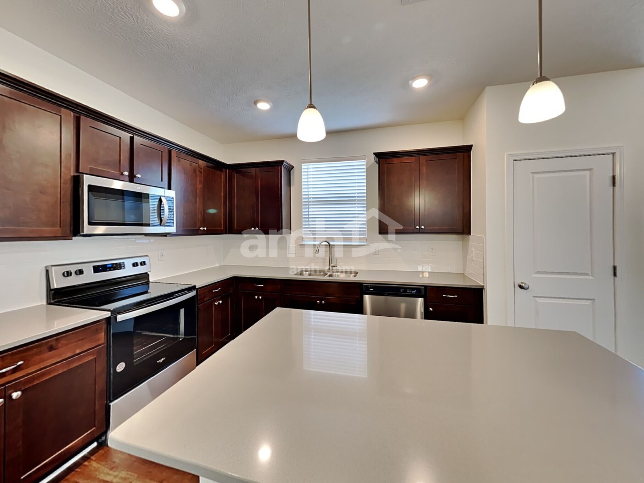 Building Photo - 8082 Minnow Trl