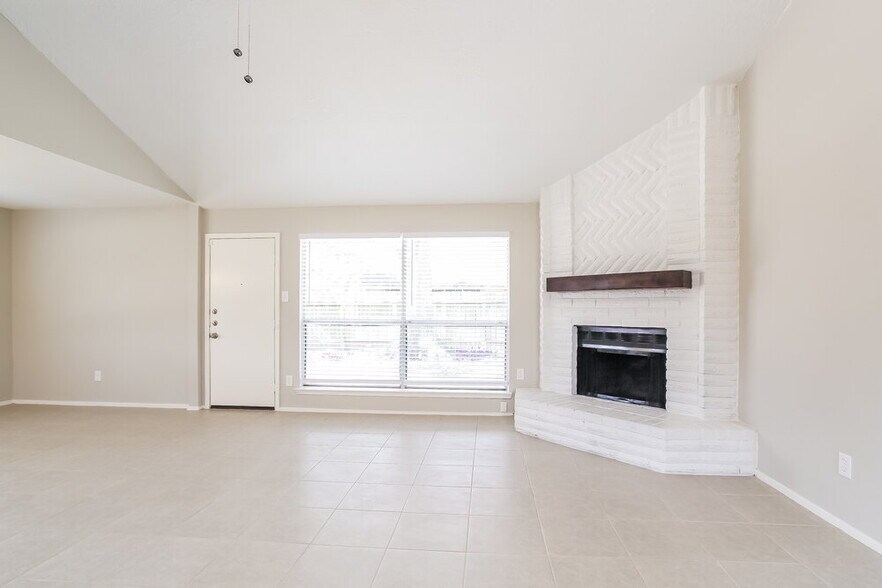 Building Photo - 11403 Milners Point Dr