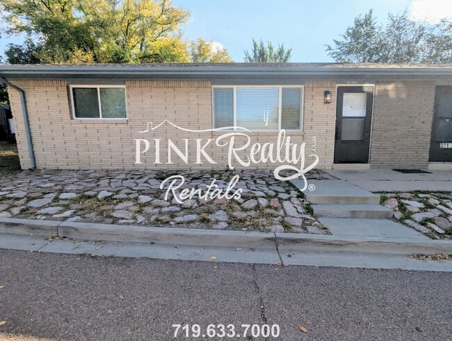 Building Photo - 3916 E Pikes Peak Ave
