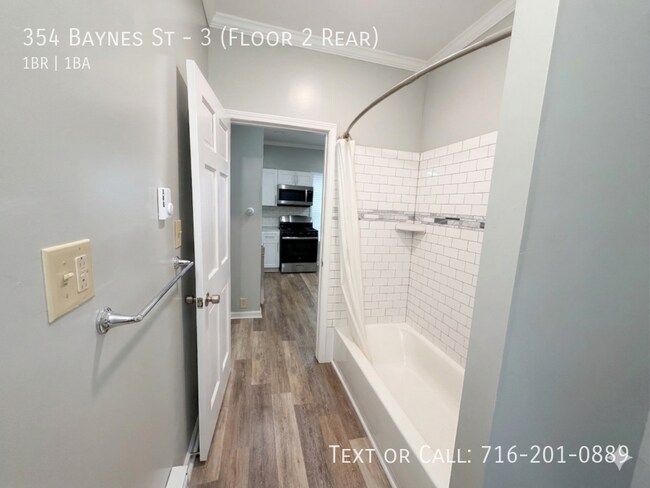 Building Photo - 354 Baynes St