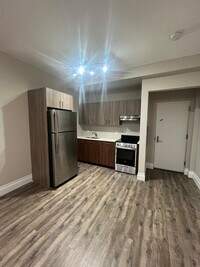 Building Photo - 106 N Grove St