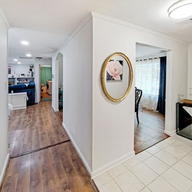 Building Photo - 3506 Lisa Ln