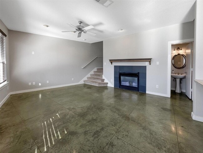 Building Photo - 2114 Goodrich Ave