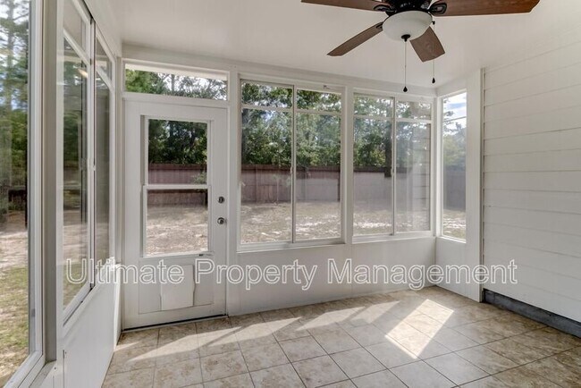 Building Photo - 1202 Matteo Dr