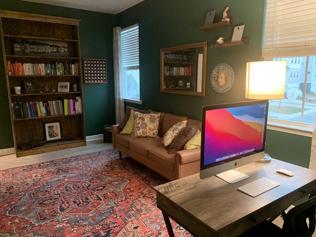 Building Photo - 554 McLernon Trce