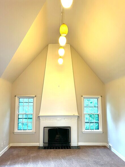 Building Photo - 3452 Lynnfield Rd