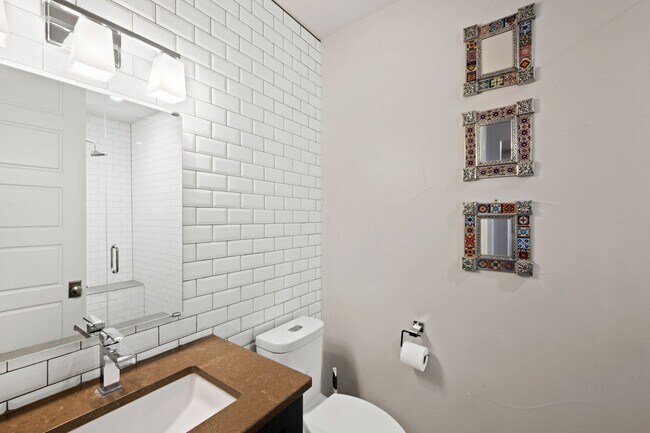 Building Photo - Luxury 4BD, 6BA Cherry Creek Home with 4 Outdoor Spaces