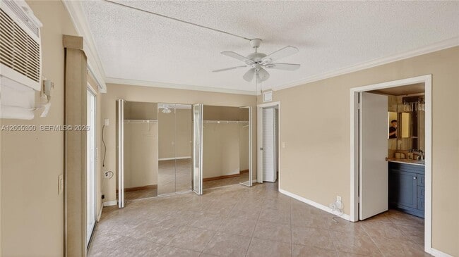 Building Photo - 48 Mansfield B