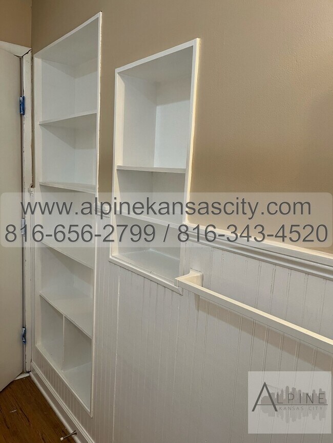 Building Photo - Spacious One Level Home on HUGE LOT!