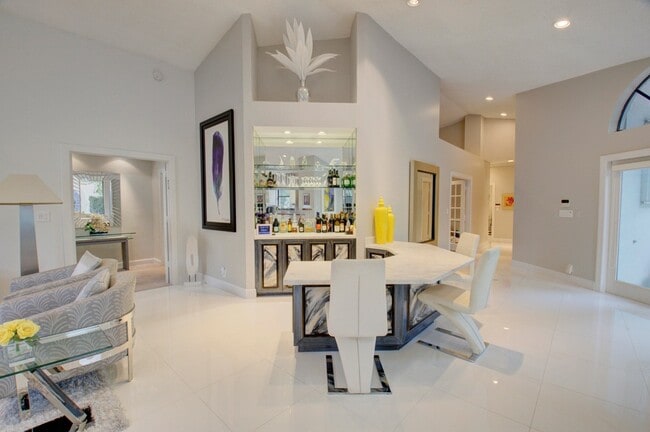 Building Photo - 2106 NW 60th Cir