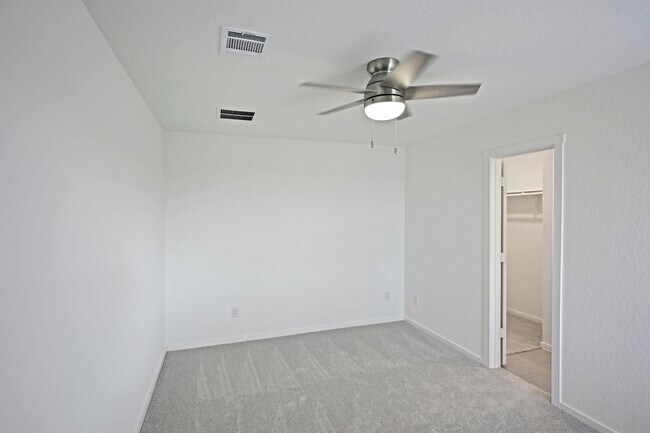 Building Photo - 7530 India Star