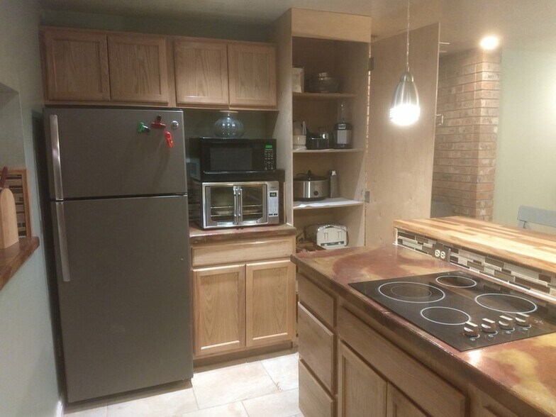 Building Photo - 1171 Country Ridge Dr
