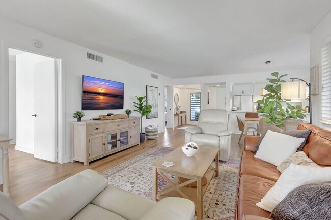 Building Photo - 334 Brackenwood Cir