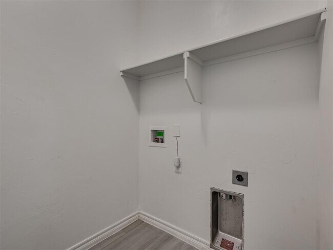 Building Photo - 11133 NW 95th Ct